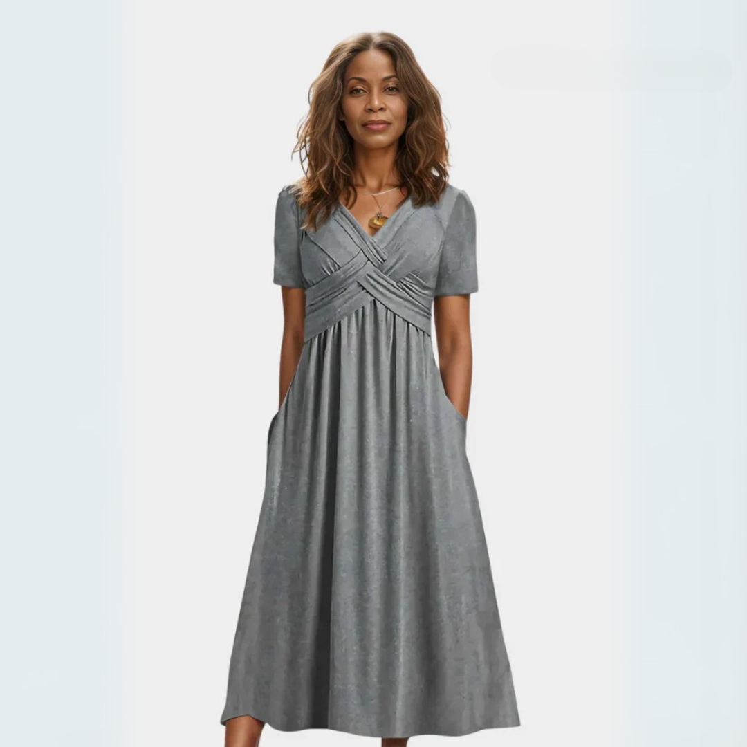 Adéla | Elegáns és előnyös ruha