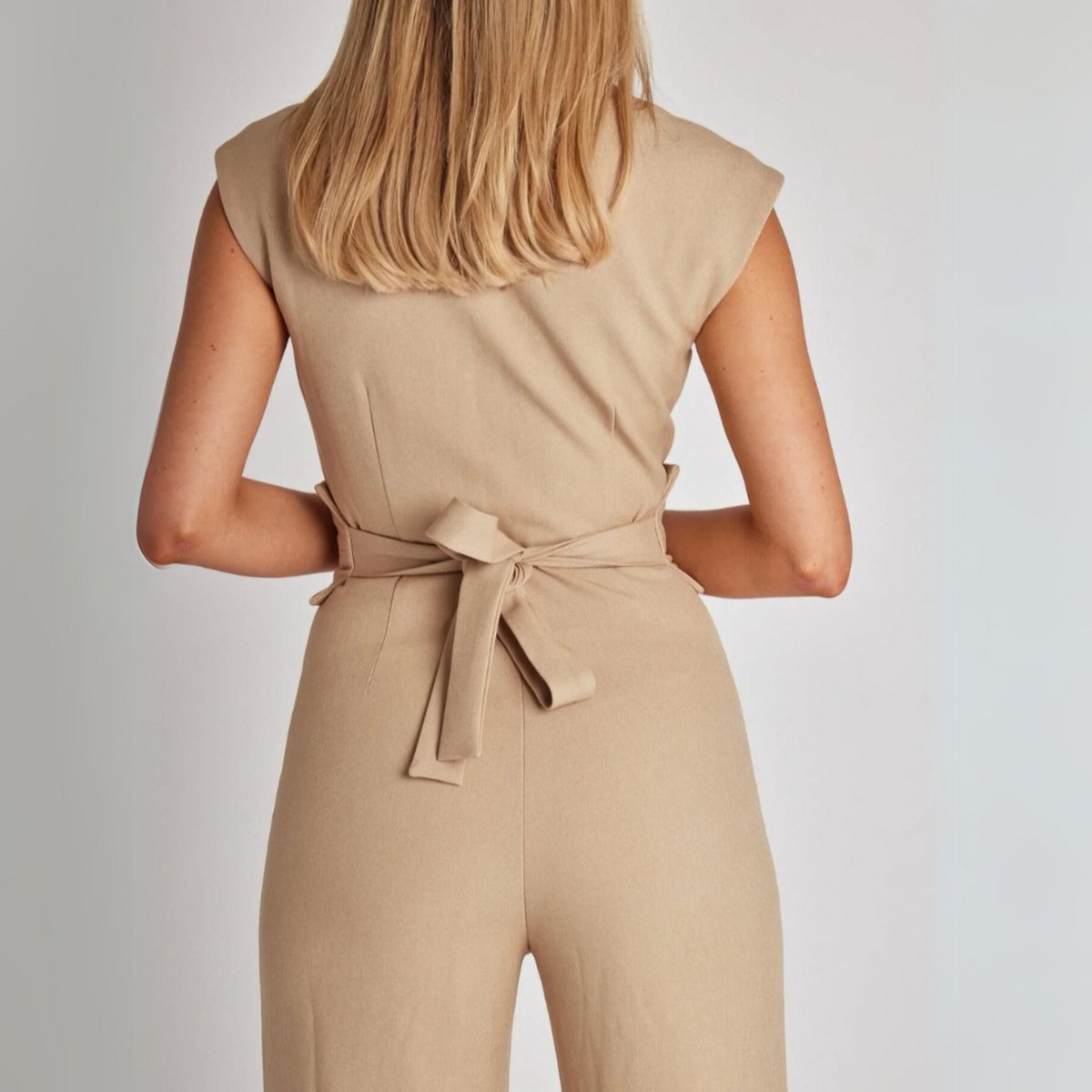 Női Jumpsuit - Ujjatlan - Magas Nyak - Feszes - Széles Szár Elegáns Fit